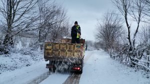 KARTEPE BELEDIYESI KAR MESAISINDE 3