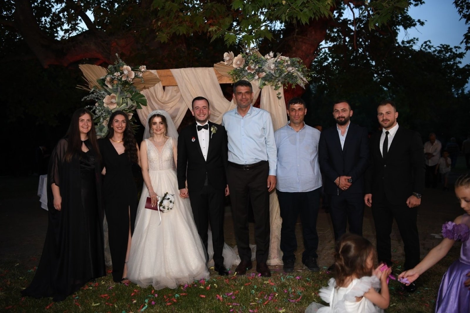 EMREC4B0LEEMELEVETDEDC4B028229 1