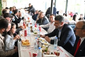 KOCAMAN BASARILI FOLKLORCULERI MISAFIR ETTI 3