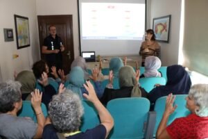 Buyuksehirden isaret diliyle deprem bilinci 7 Large