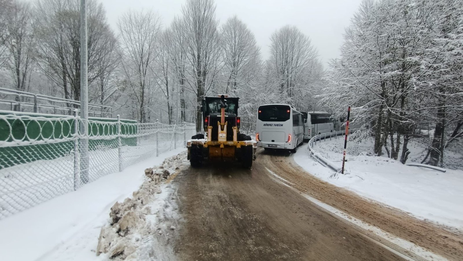 Buyuksehirin kar kaplanlari is basinda 2