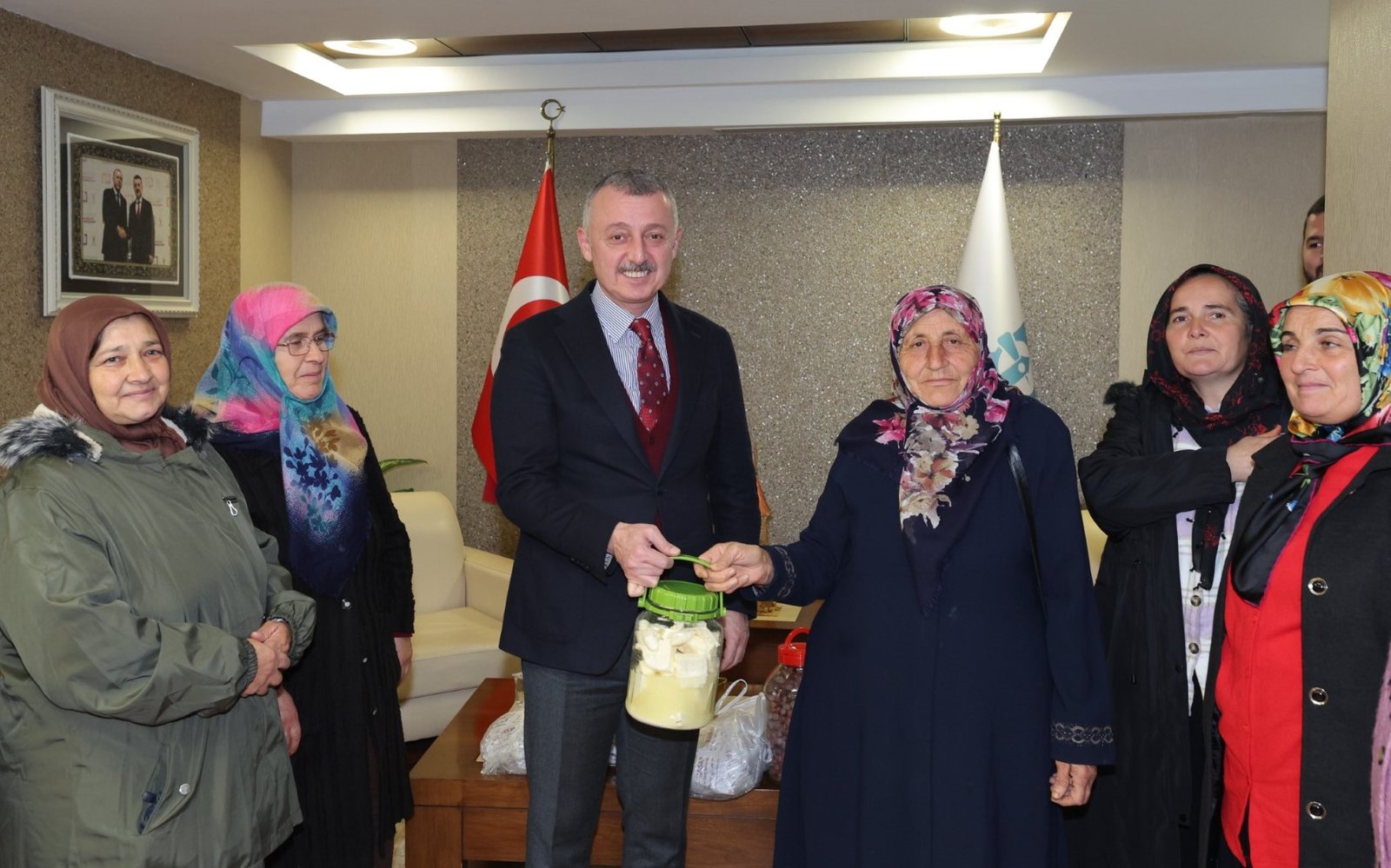 Kandirali ureten kadinlardan Baskan Buyukakina ziyaret 2