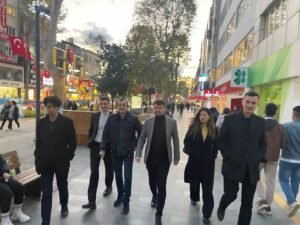 b8bb9ba6 c12a 4541 afb0 467975110eac