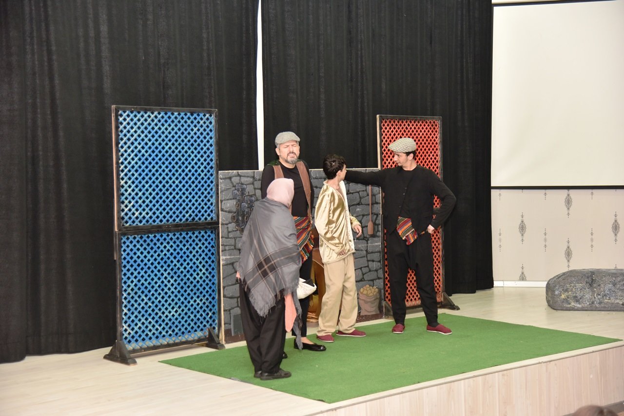 BUGDAYIN HIKAYESI KARTEPEDE 4