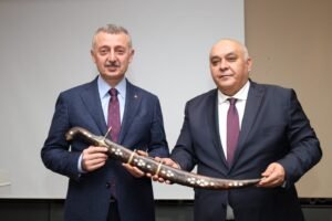 Baskan Buyukakin Gaziantepin kurtulus yil donumu programina katildi 6