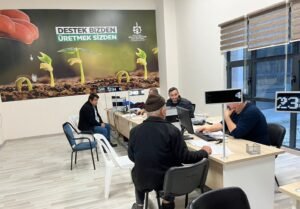 Buyuksehirin gubre destegine ureticilerden yogun ilgi 2