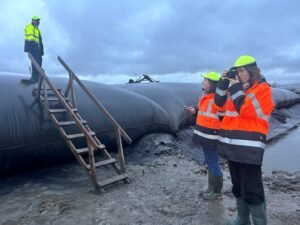 Dip camuru temizligine uluslararasi basindan ilgi 5