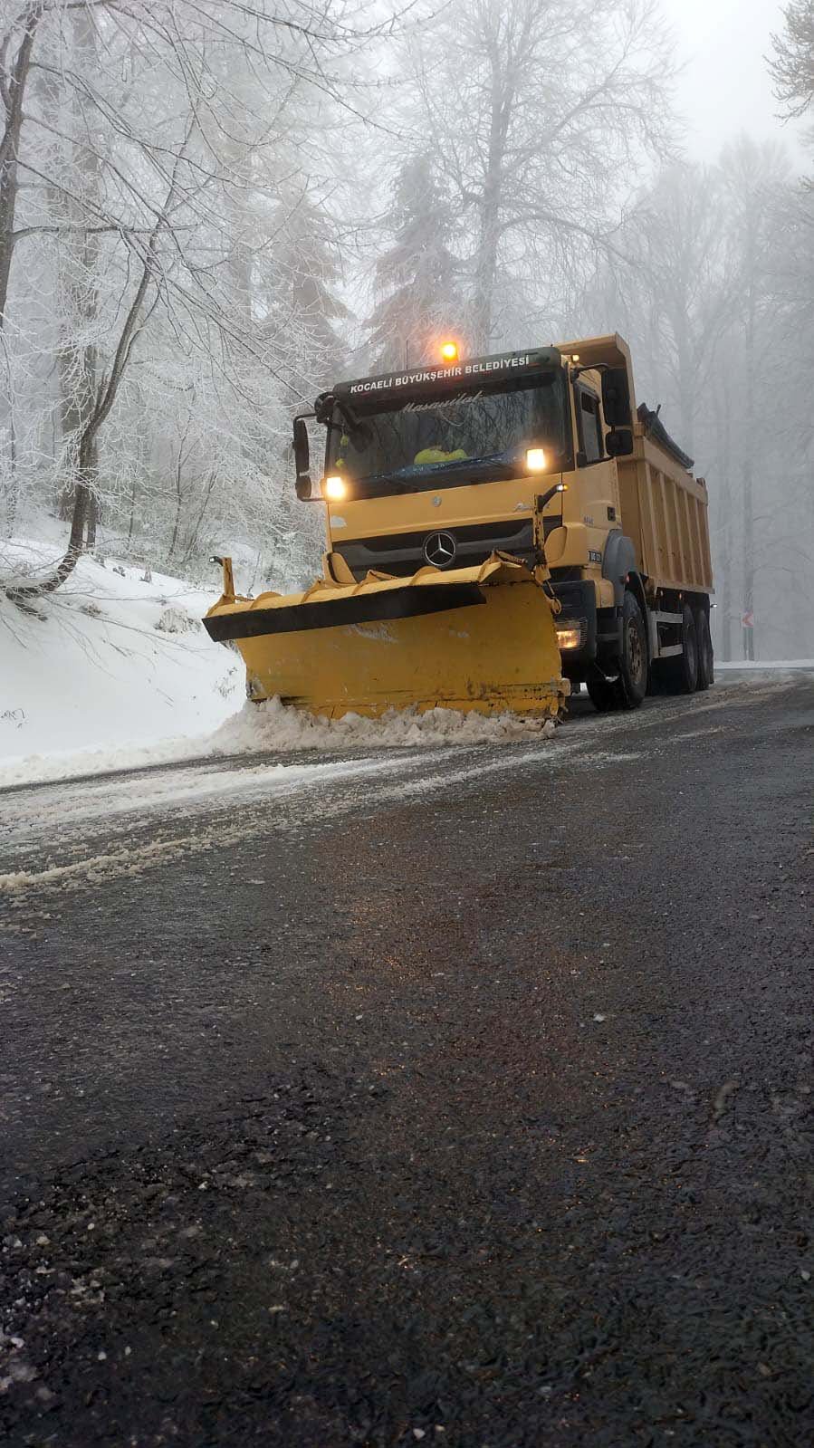 Ekipler kar nobetindeydi 3