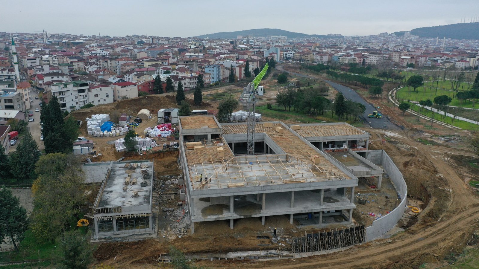 Gebze Engelsiz Yasam Merkezinde cati imalati 6