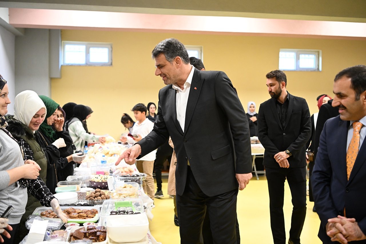 KARTEPEDE GAZZE ICIN KERMES 4