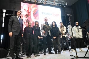 KARTEPEDE MILLI SAIR MEHMET AKIF ERSOY GUNU 1