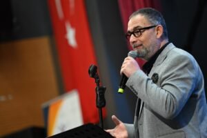 KARTEPEDE MILLI SAIR MEHMET AKIF ERSOY GUNU 4