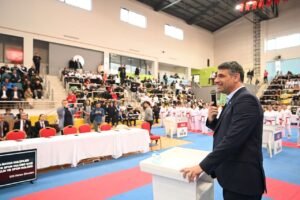 TURKIYE KARATE SAMPIYONASI KARTEPEDE BASLADI 3