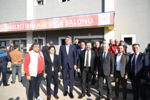 TURKIYE KARATE SAMPIYONASI KARTEPEDE BASLADI 9