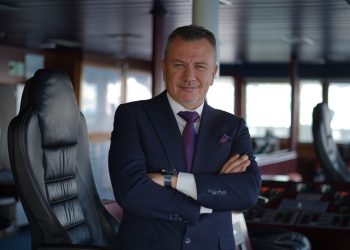 TÜRKİYE’YE MİLYON DOLARLAR KAZANDIRIYOR, UĞRADIĞIMIZ ŞEHİRLERİN ÇEHRESİNİ DEĞİŞTİRİYORUZ