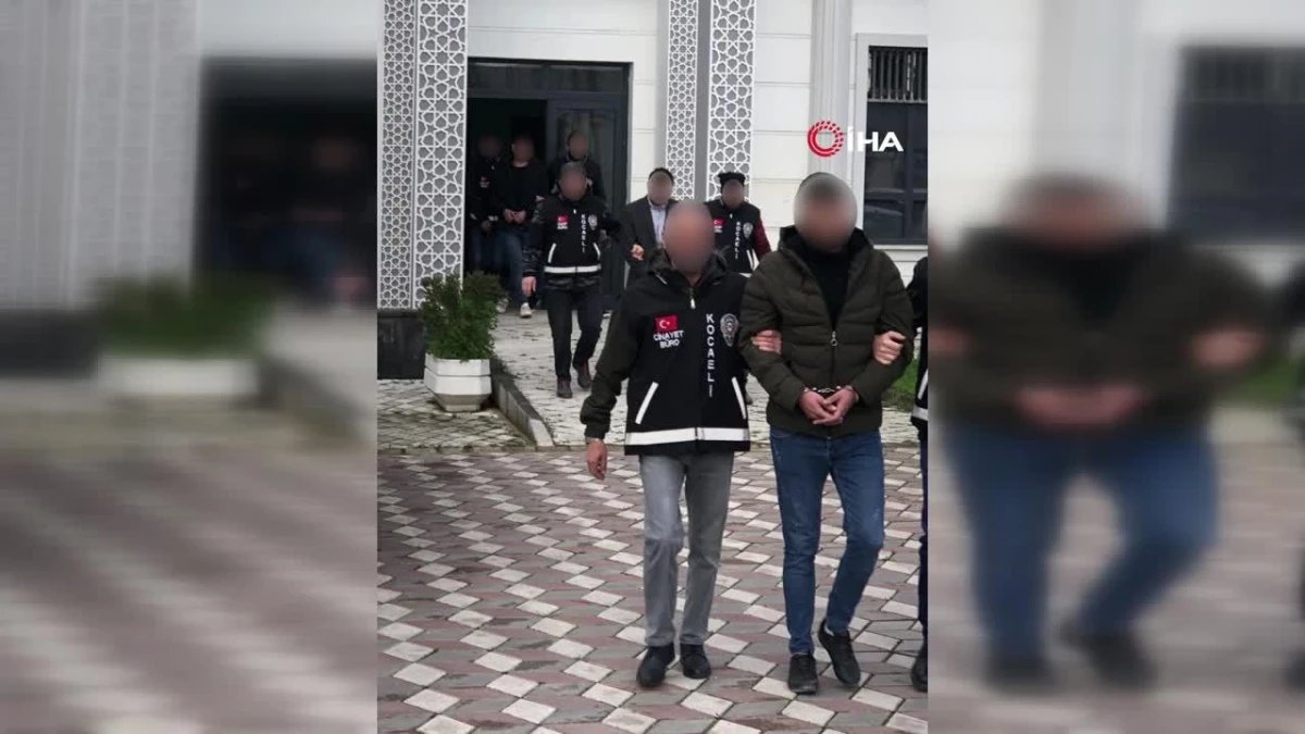 berberi defalarca ates ederek olduren sanik yan baktin meselesinden tartisma cikti 0 DaXSQGN2