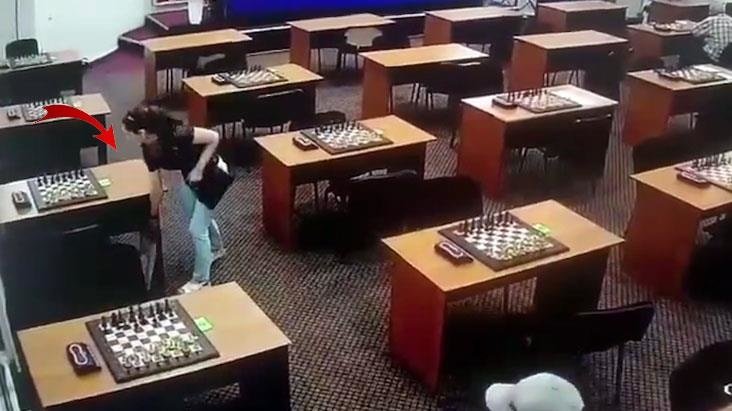 kocaelide zincirleme kaza 15 kisi yaralandi 0 cLu8prEO